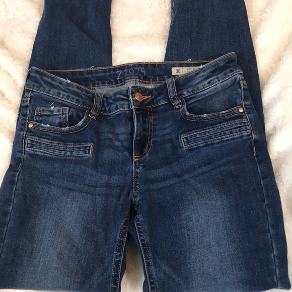 Zara Denim - Zara Mid Rise Skinny Jeans